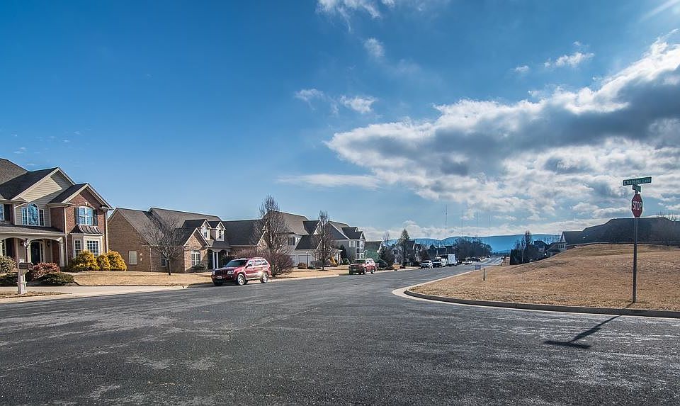 1st image of 509 Chateau Ln