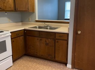 905 4th St #7, Horseshoe Bend, AR 72512