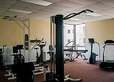 2 bed, 1220 sqft, $2,600 — Photo 3