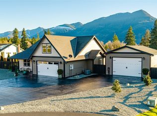 7420 Windsong Lane, Sedro Woolley, WA 98284