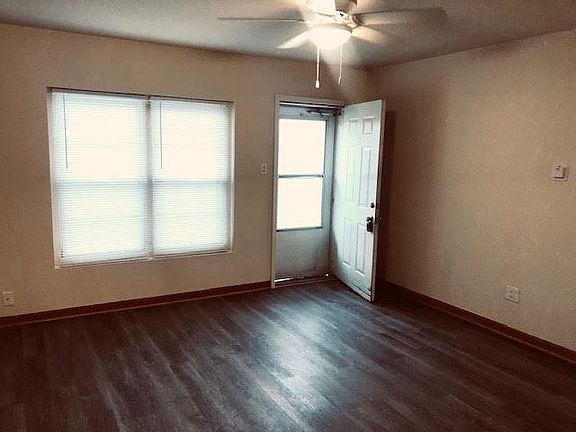 2nd image of 12843 Irving Ave APT 12