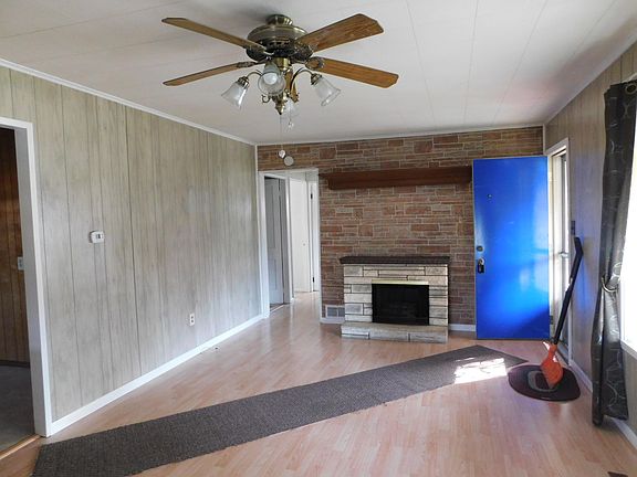 3rd image of 1119 Sycamore St