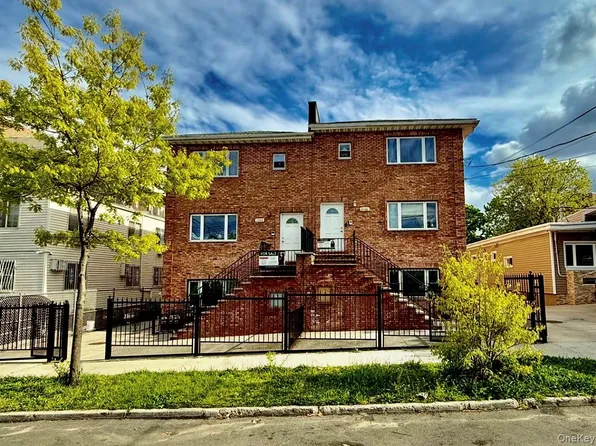 2266 Seward Avenue, Bronx, NY 10473