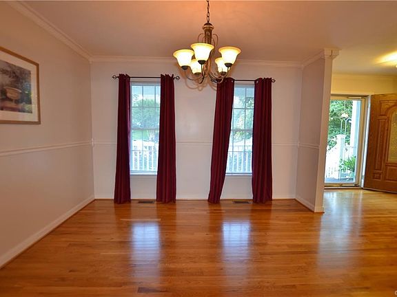 5th image of 8245 Angela Nicole Ln