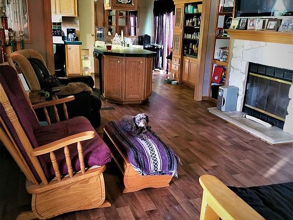 5th image of 113 Shady Grove Dr