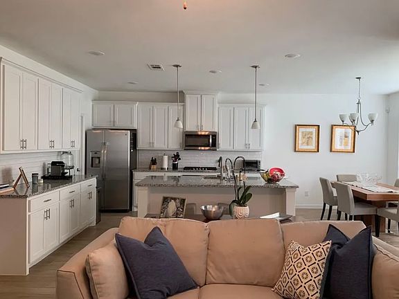 4th image of 3916 Gildas Ln