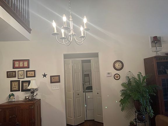 4th image of 1703 Bromfield Ct