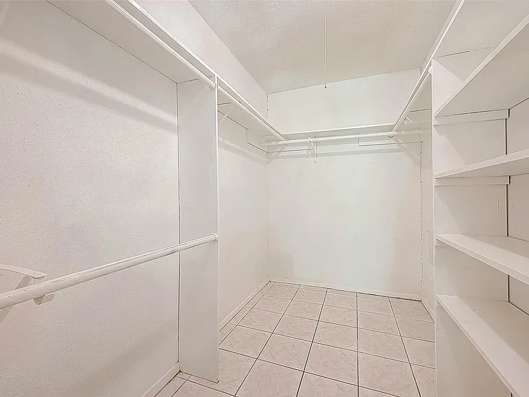 19510 Westhaven Dr — Photo 40