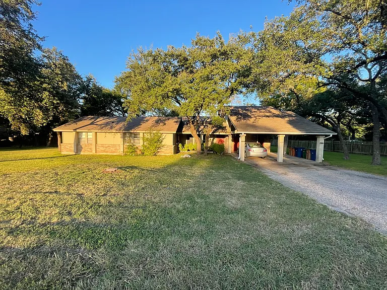 12725 Dakota Ln #B — Photo 17