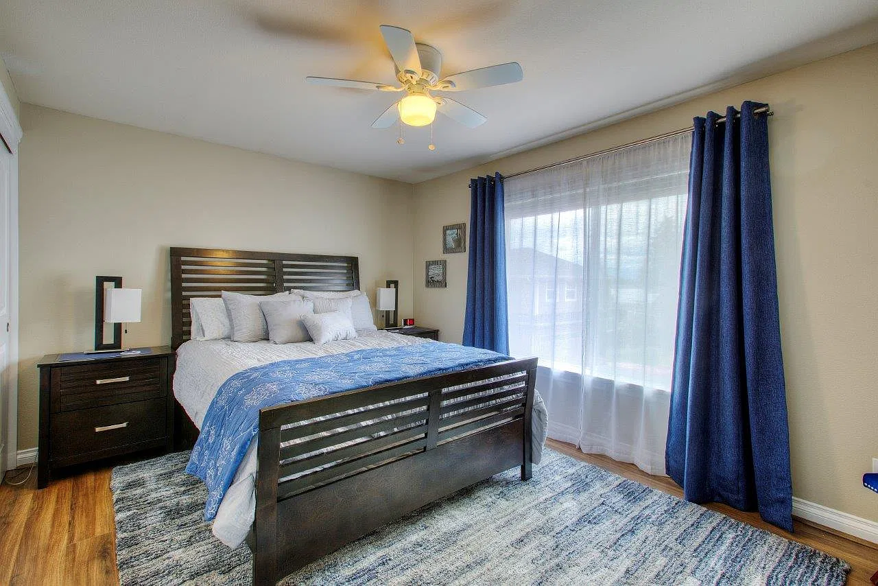 2 bed, 1250 sqft, $3,600 — Photo 2