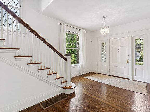 2nd image of 3470 Holly Ln