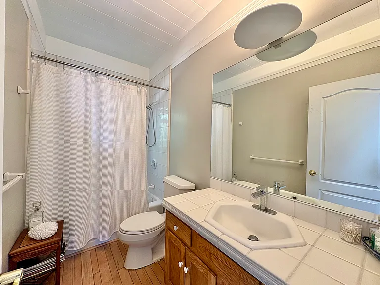 202 Princeton Ave — Photo 22