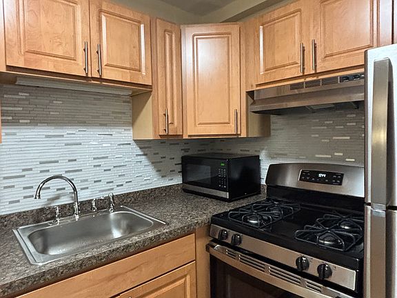 2nd image of 8503 Lotus Ave APT 118