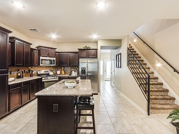 3rd image of 12589 Clocker Dr