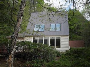 530 Morgan Rd, Hartford, VT 05047