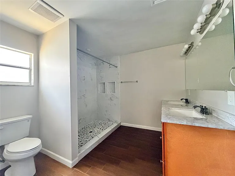 130 S Bulova Dr — Photo 13
