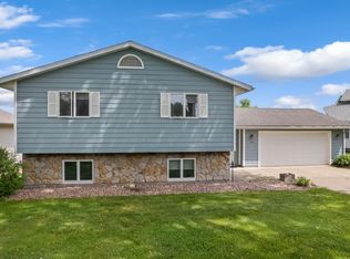 206 Skyline Hts, Wabasha, MN 55981