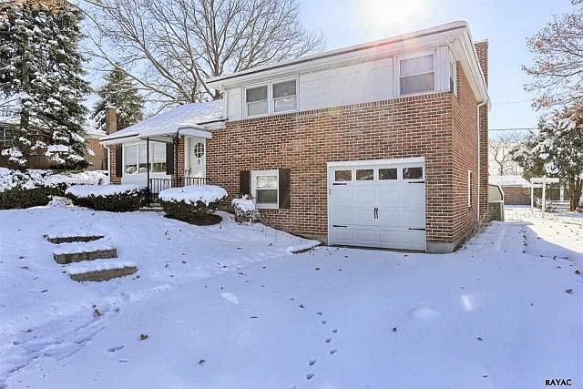 2nd image of 2444 Bradford Dr