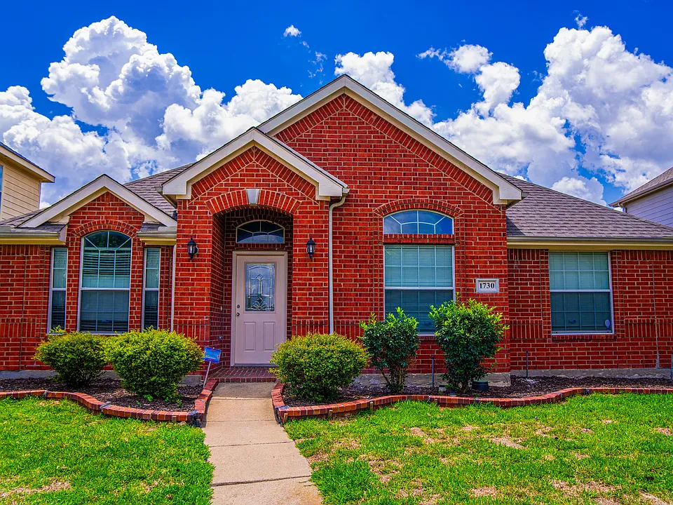 1730 Mineral Springs Dr