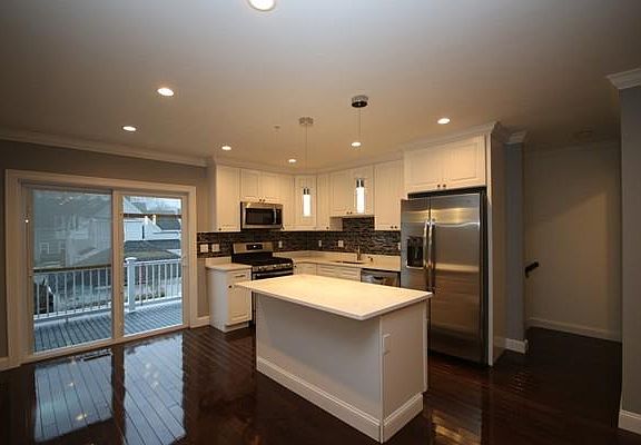 2nd image of 106 Intervale St Unit C