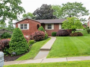 118 Lang Dr, Coraopolis, PA 15108