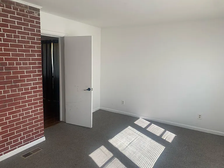 103 Turner Rd — Photo 10