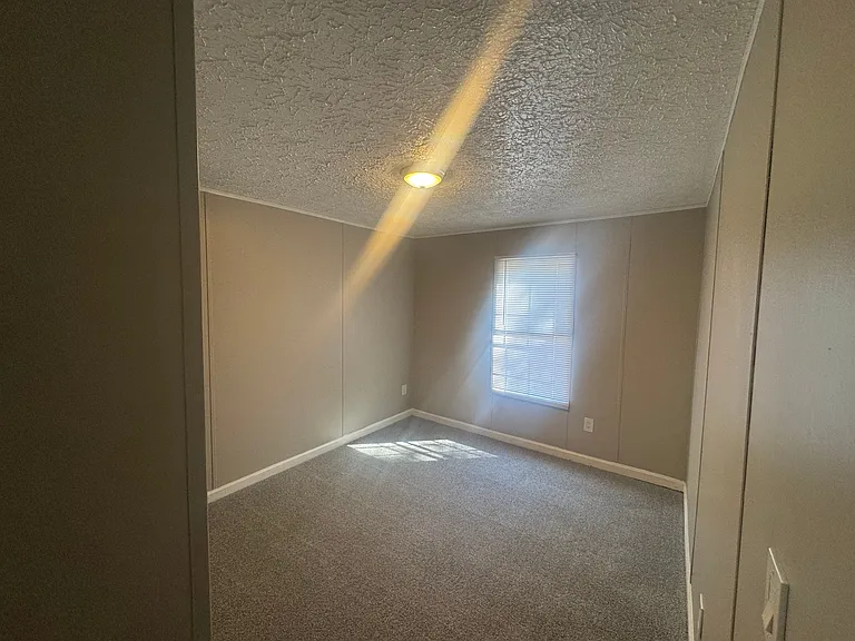 Evergreen Estates — Photo 23
