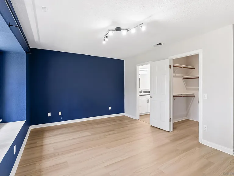 6518 Monte Fuego — Photo 36
