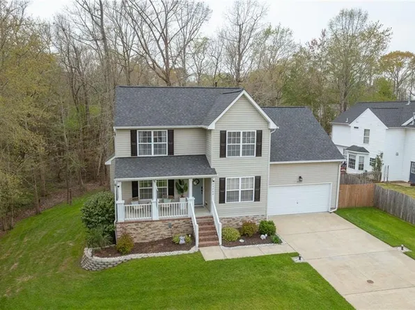 23200 Spring Crest Dr, Carrollton, VA 23314
