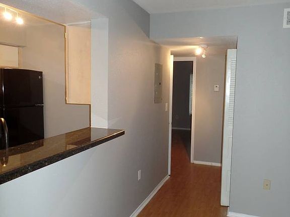 4th image of 2485 NW 33rd St APT 1603