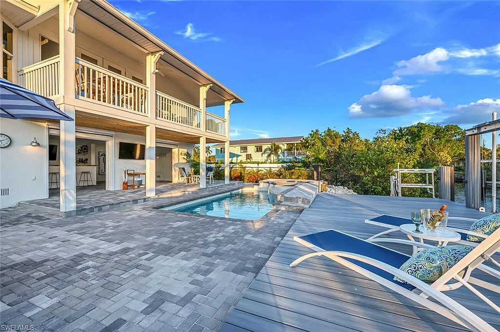 3 bed, 2.5 bath, 1732 sqft, $20,000 — Photo 3
