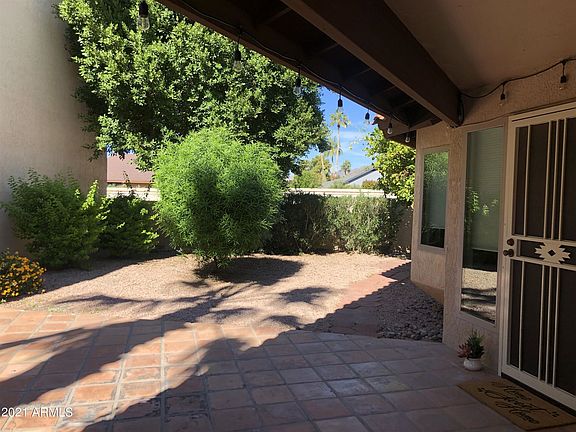 3rd image of 10996 E Yucca St