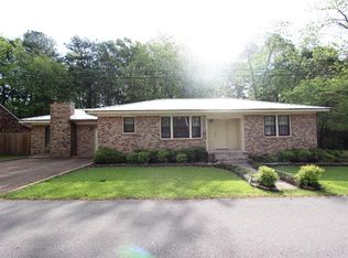 203 S Smith St, Fulton, MS 38843