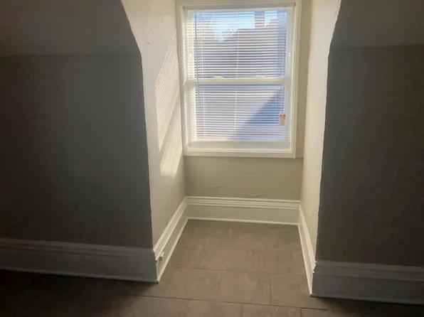 4051 Warwick Blvd #104, Kansas City, MO 64111