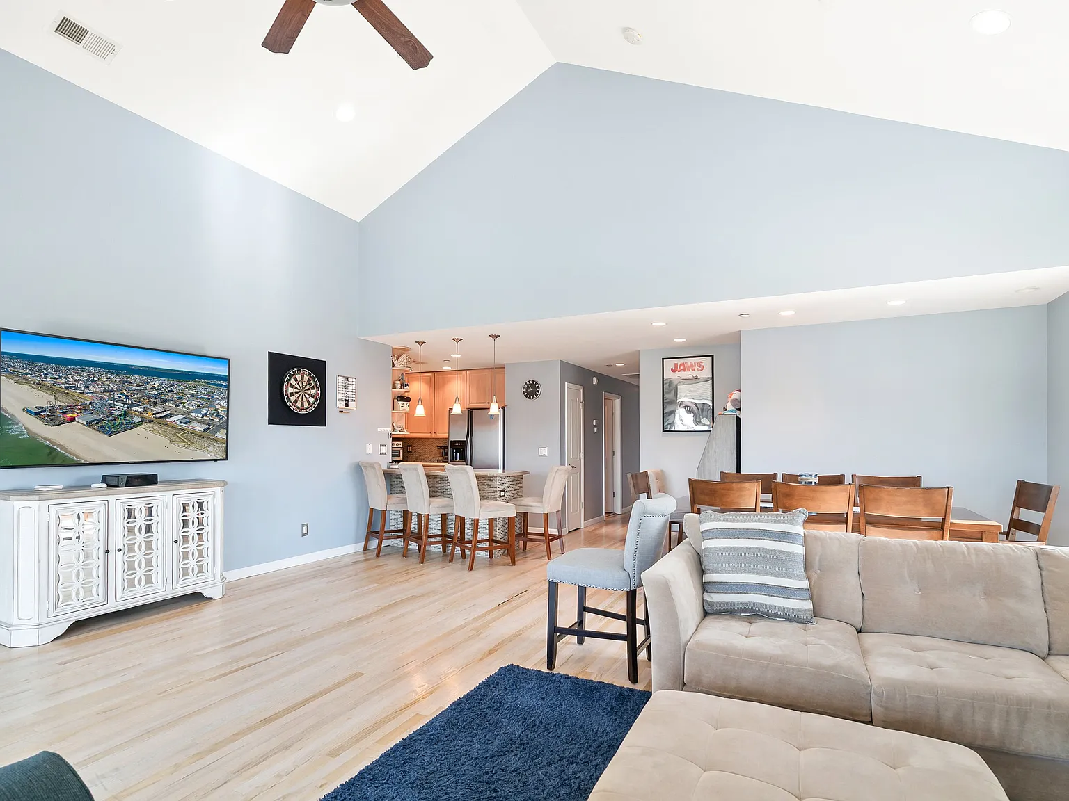3 bed, 1700 sqft, $3,500 — Photo 3