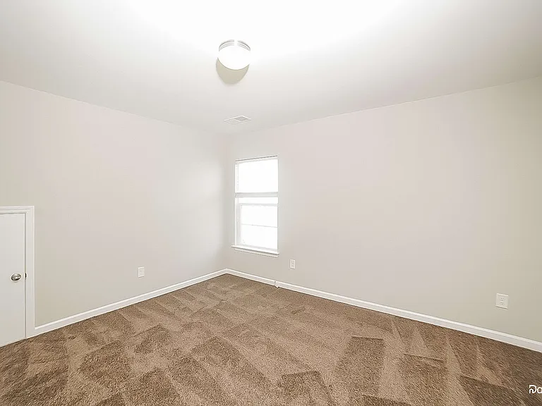 1460 Kilstrom St — Photo 10
