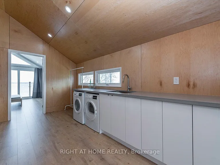 405 Limerick St — Photo 18