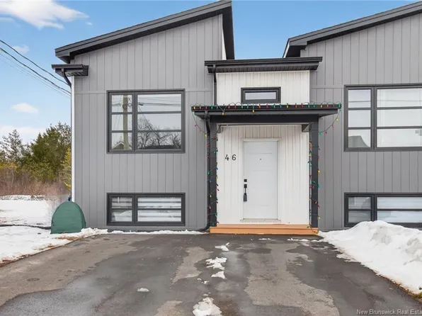 46 Beau Domaine St, Dieppe, NB E1A 9H5