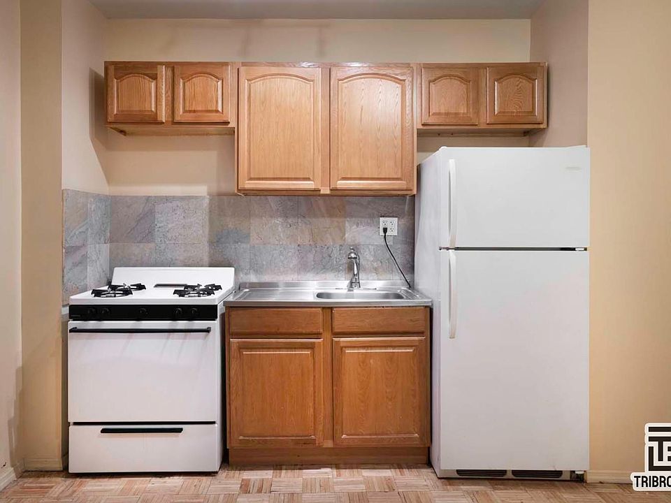 2nd image of 54 Market St #2A