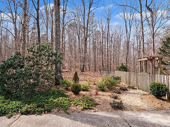 4th image of 2404 Bane Rd