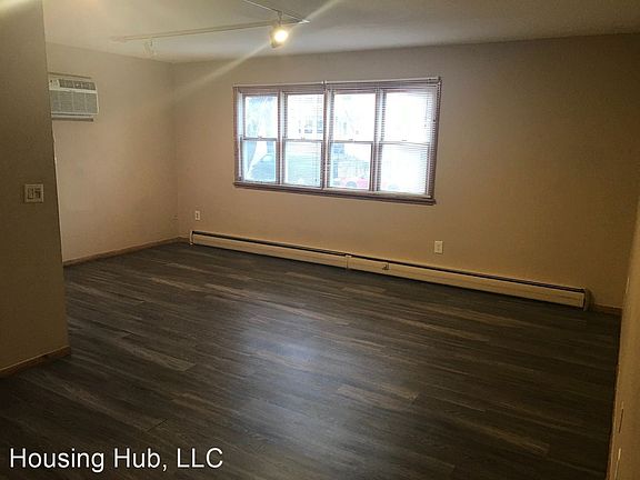 5th image of 2723 Cedar Ave S APT 4