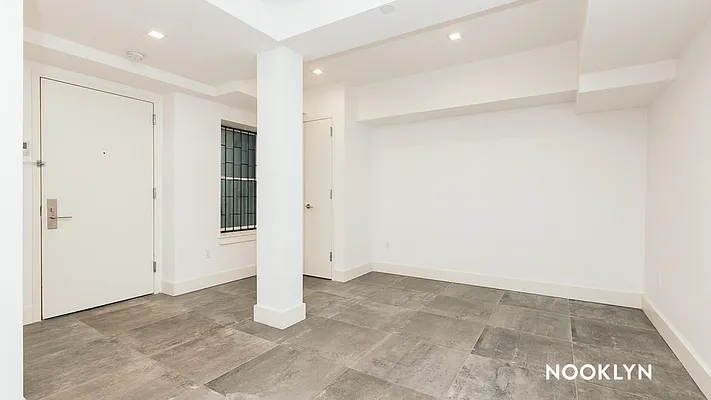 Rented by Nooklyn NYC LLC | media 31