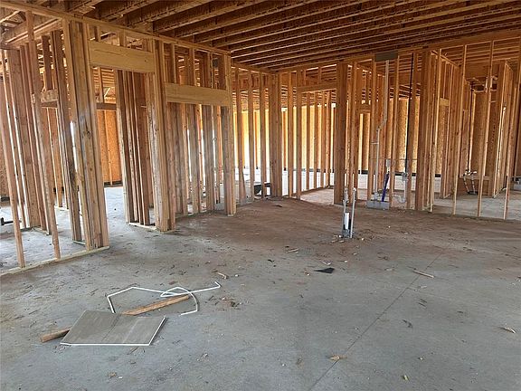 5th image of 6601 NW 144th St