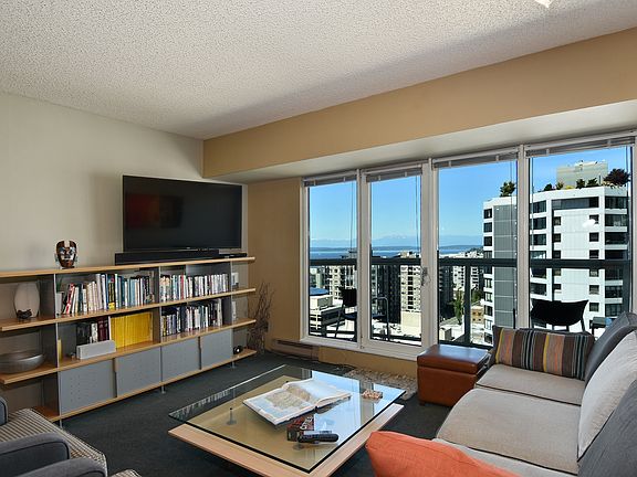 5th image of 121 Vine St Unit 1604