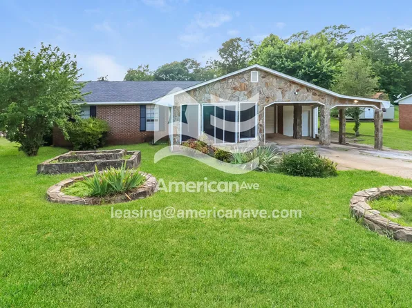 139 Iris Ln, Gaffney, SC 29341