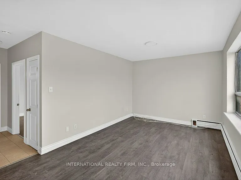 295 Melvin Ave #302 — Photo 17