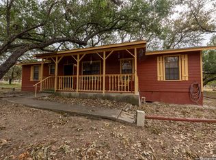 1636 County Road 770, Natalia, TX 78059