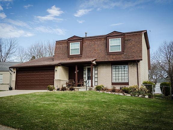 2nd image of 2474 Carriage Ct