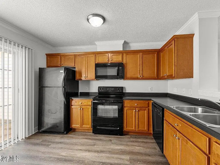 1300 Thomas Langston Rd #6 — Photo 13