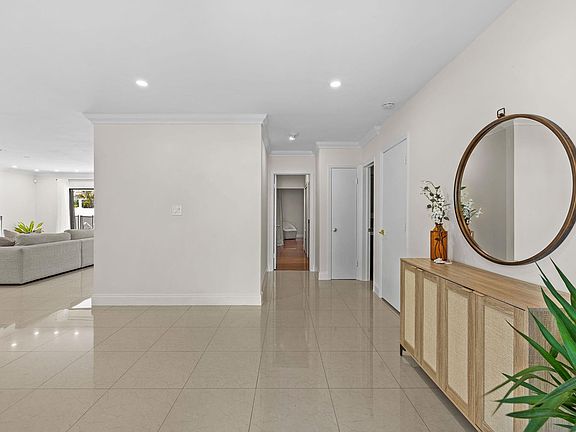 4th image of 3411 N Park Road